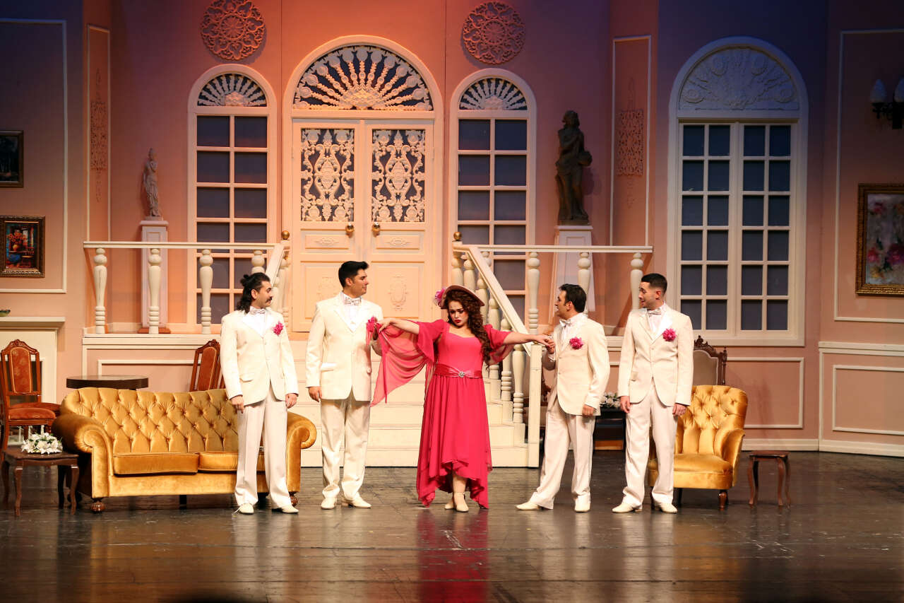 Eskişehir'de sahnede Macbeth’ten Lüküs Hayat’a.... 6